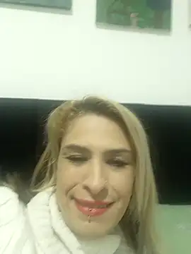 Snapshot of garotasexual chatting on July 8, 2026, 10:43 pm garotasexual online show from July 8, 2026, 10:43 pm