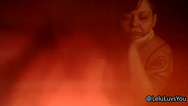 Snapshot of LeluLuvsYou chatting on April 11, 2026, 6:43 am LeluLuvsYou online show from April 11, 2026, 6:43 am