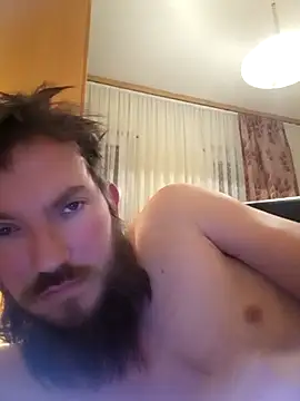 Klinsch online show from February 4, 2026, 9:32 pm