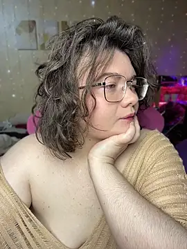 DenisHailey online show from May 7, 2026, 5:49 pm