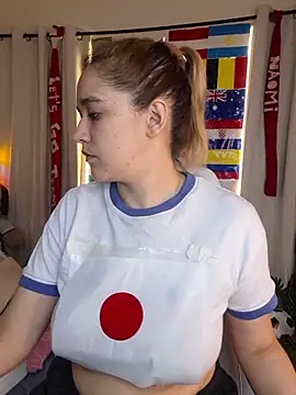 Snapshot of NaomiShimizu chatting on June 14, 2026, 8:10 pm NaomiShimizu online show from June 14, 2026, 8:10 pm