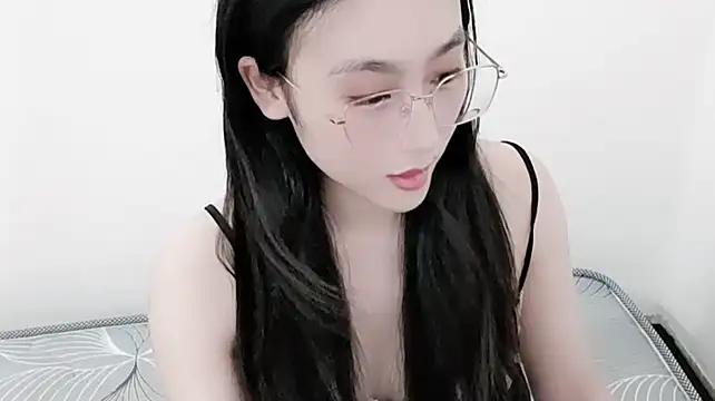 Snapshot of Chuppa_Chup chatting on May 27, 2026, 3:19 pm Chuppa Chup online show from May 27, 2026, 3:19 pm