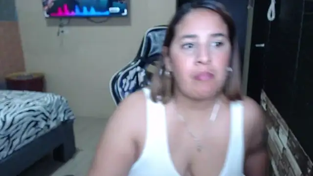 Snapshot of KathyHardcore69 chatting on March 27, 2026, 3:26 am KathyHardcore69 online show from March 27, 2026, 3:26 am