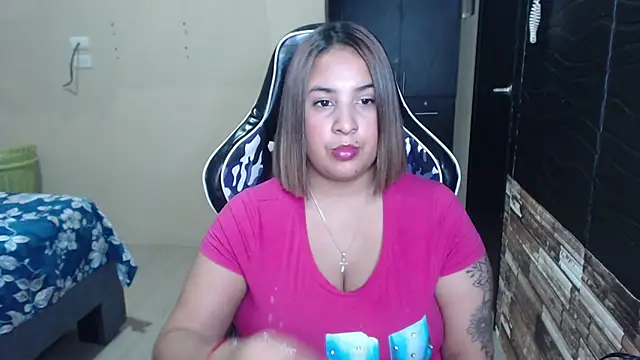 Snapshot of KathyHardcore69 chatting on February 26, 2026, 3:39 am KathyHardcore69 online show from February 26, 2026, 3:39 am