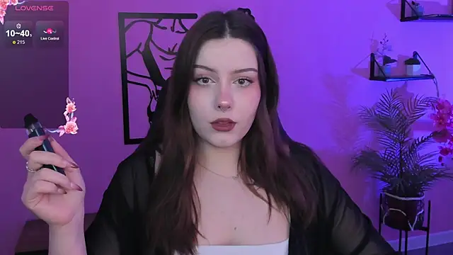 CoralineKeyns online show from March 18, 2025, 5:23 am