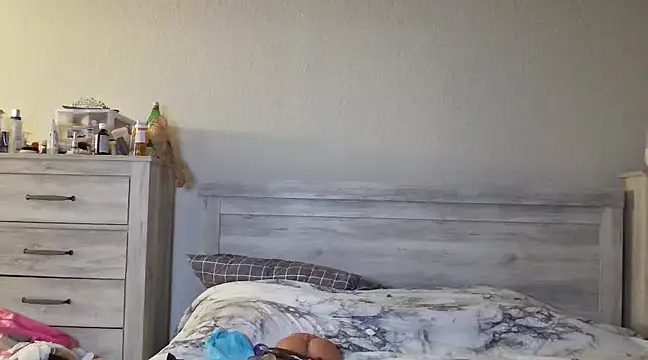 Carmen Cream online show from December 15, 2024, 7:24 am