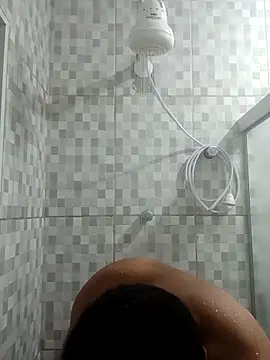 Nicolaskribeiro online show from September 12, 2025, 11:48 pm