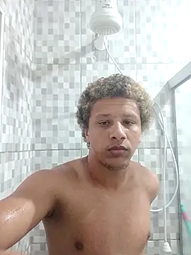 Nicolaskribeiro online show from November 17, 2025, 9:35 am