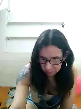 Cameron puppy online show from March 7, 2026, 6:42 am