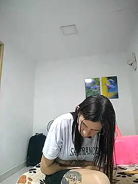 Cameron puppy online show from June 19, 2026, 5:57 am