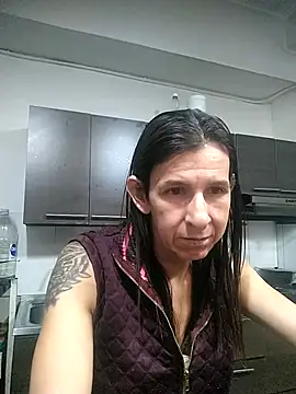 Cameron puppy online show from August 4, 2026, 8:24 pm
