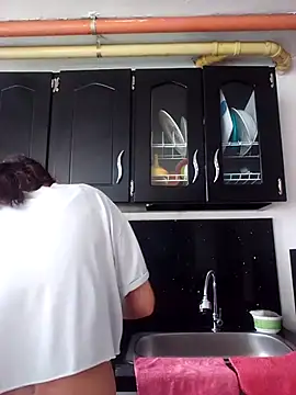 Cameron puppy online show from November 14, 2025, 8:23 pm