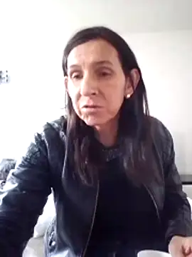 Cameron puppy online show from November 4, 2025, 8:45 pm