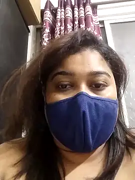 indianlisa5 online show from June 11, 2026, 7:33 pm