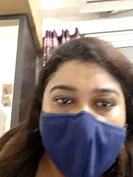 indianlisa5 online show from June 20, 2026, 9:09 pm