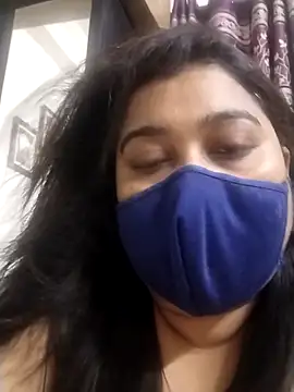 indianlisa5 online show from April 23, 2026, 6:42 pm