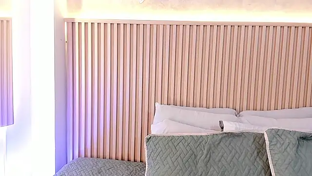 daiana curly online show from September 27, 2025, 8:15 pm