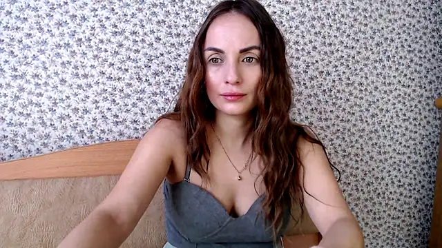 Tinadream20 online show from October 1, 2025, 7:57 am