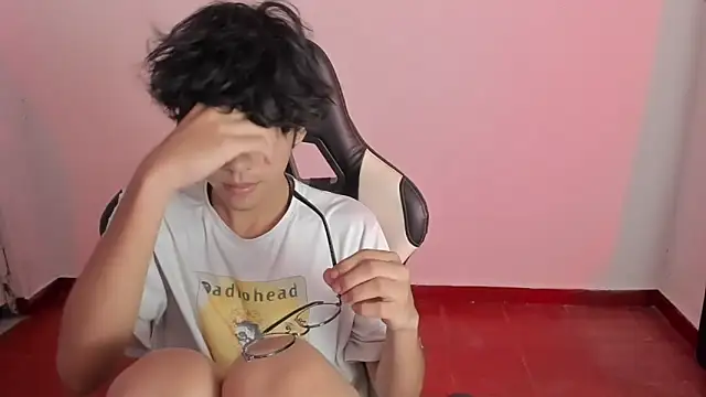 Alan26  online show from January 22, 2025, 1:31 am