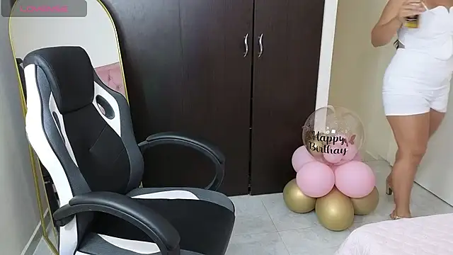 adara lennox online show from September 20, 2025, 8:14 pm