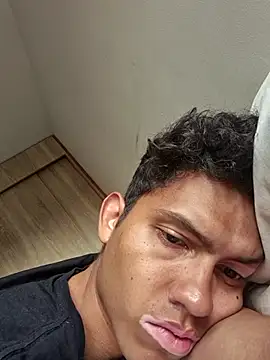 Snapshot of xrobXstax chatting on February 3, 2026, 10:26 pm xrobXstax online show from February 3, 2026, 10:26 pm