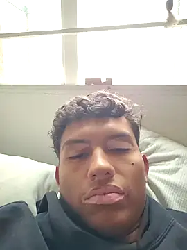 Snapshot of xrobXstax chatting on November 15, 2025, 10:14 pm xrobXstax online show from November 15, 2025, 10:14 pm