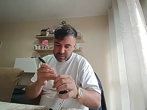 Vicio74xh online show from June 4, 2026, 8:52 am