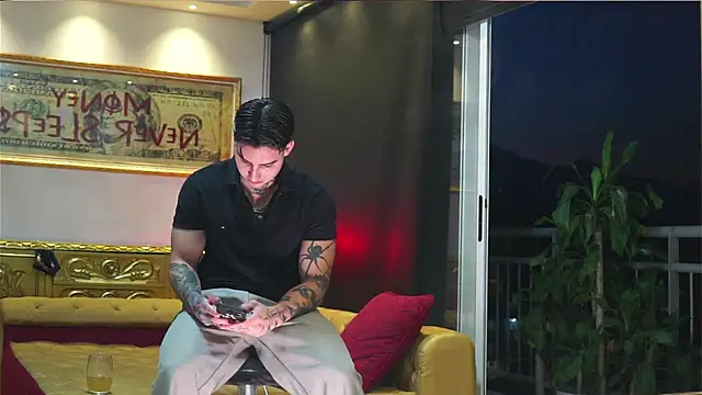 dantecoppolaa  online show from August 7, 2026, 11:44 pm