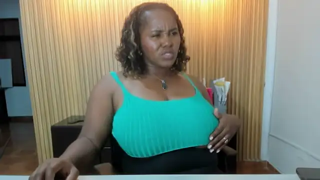 AliciaMiilf online show from February 11, 2025, 10:07 pm