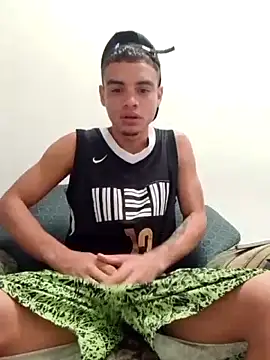 mailo bronw online show from April 28, 2026, 2:32 pm