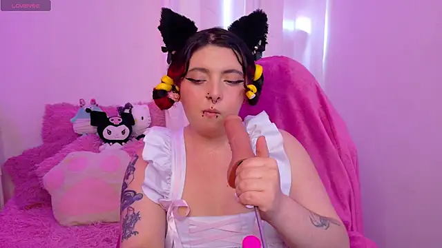 Sachi Meow online show from April 24, 2026, 6:21 pm