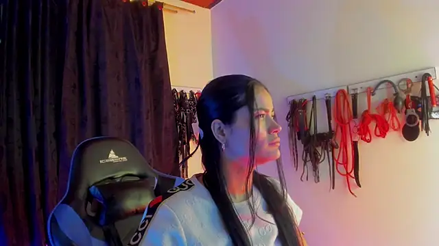 scarlet-kennedy98 online show from October 9, 2025, 9:59 pm