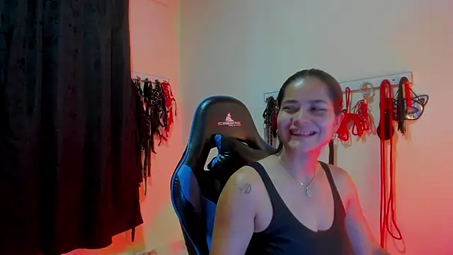 scarlet-kennedy98 online show from October 24, 2025, 12:42 am