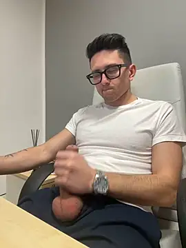 masterboss  online show from February 15, 2025, 1:05 pm