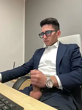 masterboss  online show from March 7, 2025, 12:34 pm