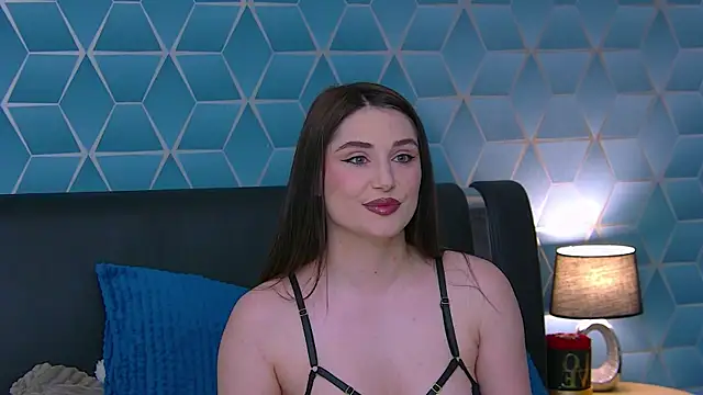 Snapshot of KassieWeins chatting on June 23, 2026, 6:39 pm KassieWeins online show from June 23, 2026, 6:39 pm
