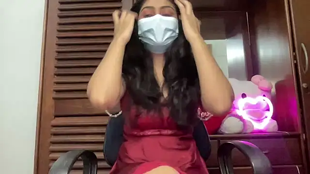 Princess Lily online show from February 19, 2025, 1:06 pm