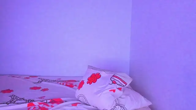 kimbaileys online show from March 18, 2025, 7:55 am