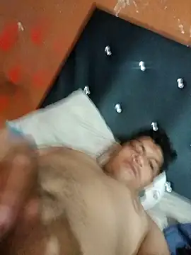 jrdtx89 online show from October 29, 2025, 3:22 pm