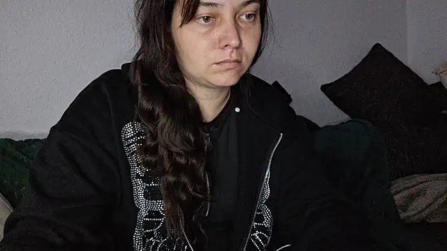 Cyndee Winter online show from September 17, 2025, 4:20 pm