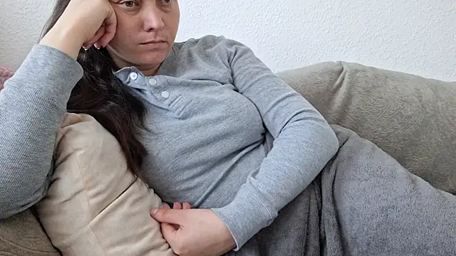 Cyndee Winter online show from September 27, 2025, 1:50 pm