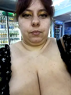 diamond190896 online show from February 18, 2025, 9:42 pm