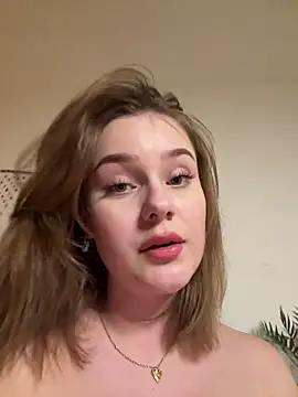 MaribelRiver online show from March 5, 2025, 8:32 pm