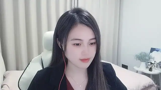 Snapshot of Wofeifei-baby chatting on December 24, 2024, 3:37 pm Wofeifei-baby online show from December 24, 2024, 3:37 pm