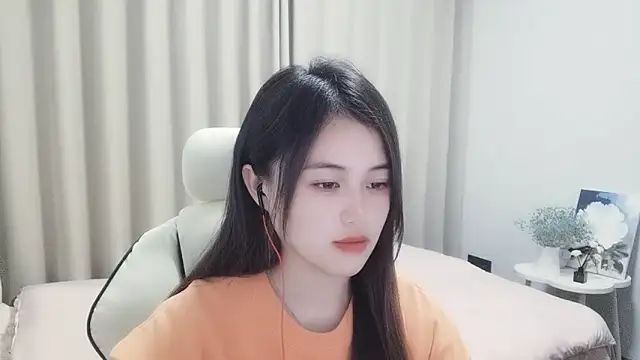 Snapshot of Wofeifei-baby chatting on December 5, 2024, 3:12 pm Wofeifei-baby online show from December 5, 2024, 3:12 pm