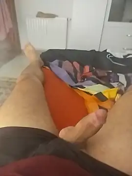 biiigbosss88 online show from October 17, 2025, 8:43 pm