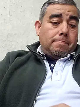 Manolete007x online show from April 22, 2026, 12:17 am