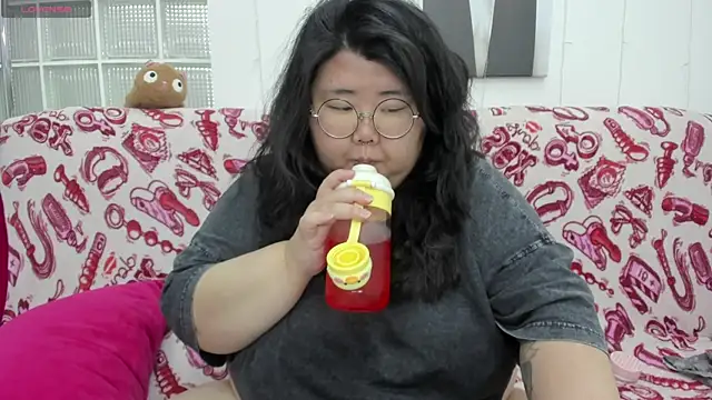 Nadine asian online show from August 6, 2026, 1:33 am