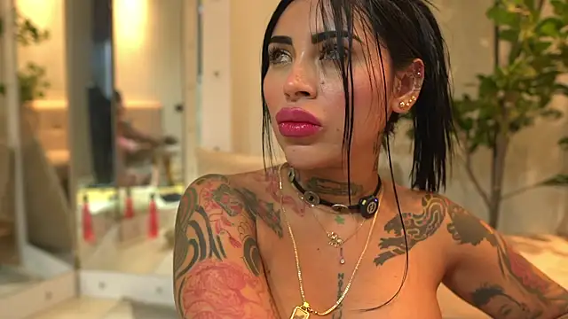 Sofhia cruz online show from June 26, 2026, 9:09 pm