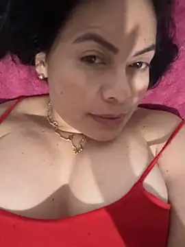 Snapshot of Janna099 chatting on February 9, 2026, 12:47 pm Janna099 online show from February 9, 2026, 12:47 pm